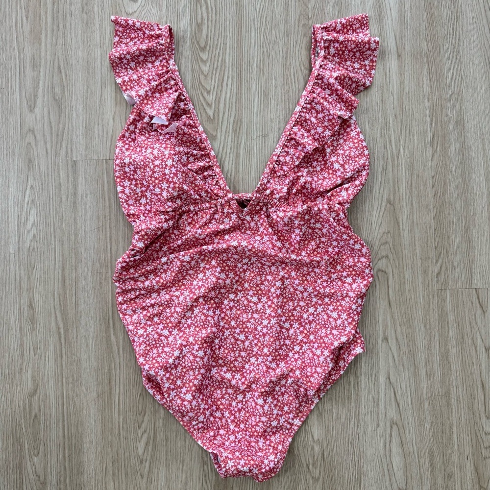 Pinkblush floral ruffle trim one piece maternity swimsuit nwot - Picture 6 of 6